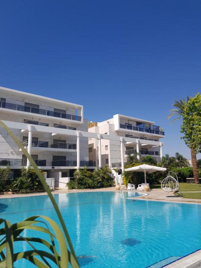 Royal Park- Magical Garden Apartment Eilat Exterior photo